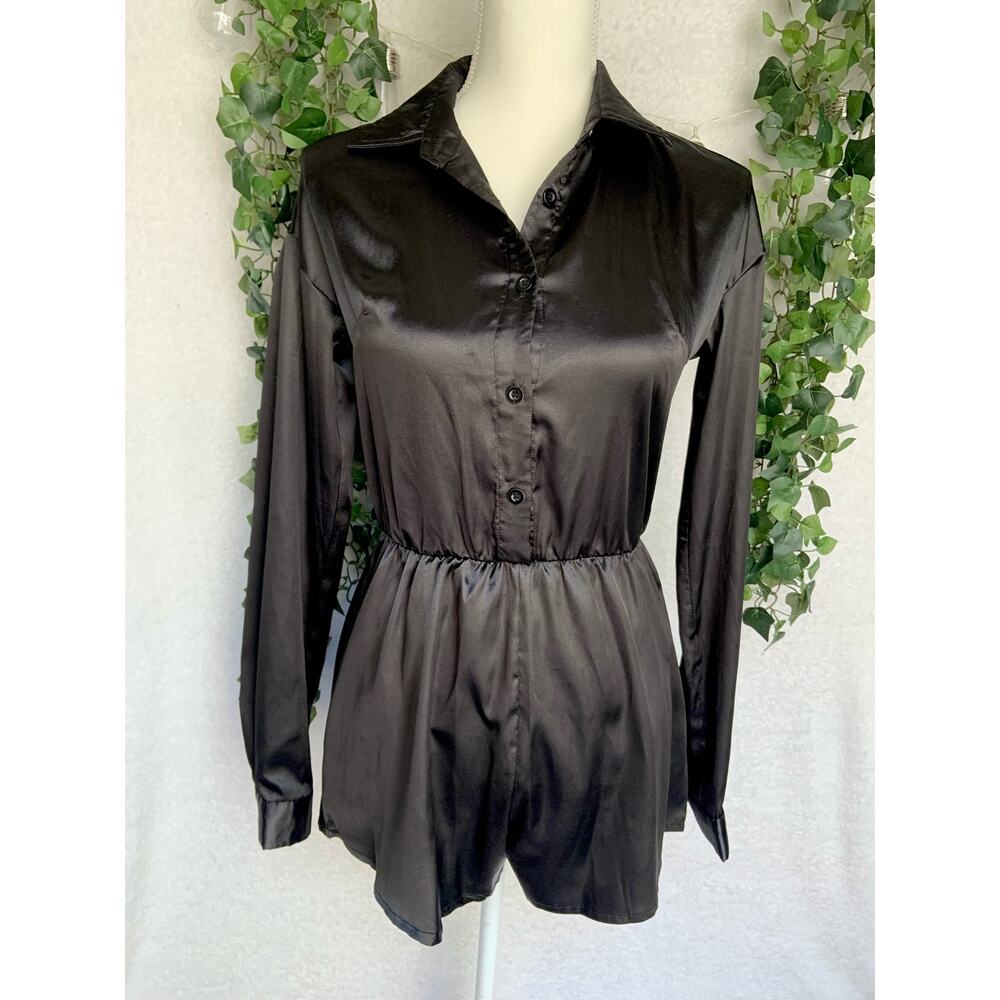 Pretty Little Thing Black Long Sleeve Button up Jumpsuit Women's XS-S - Picture 3 of 11